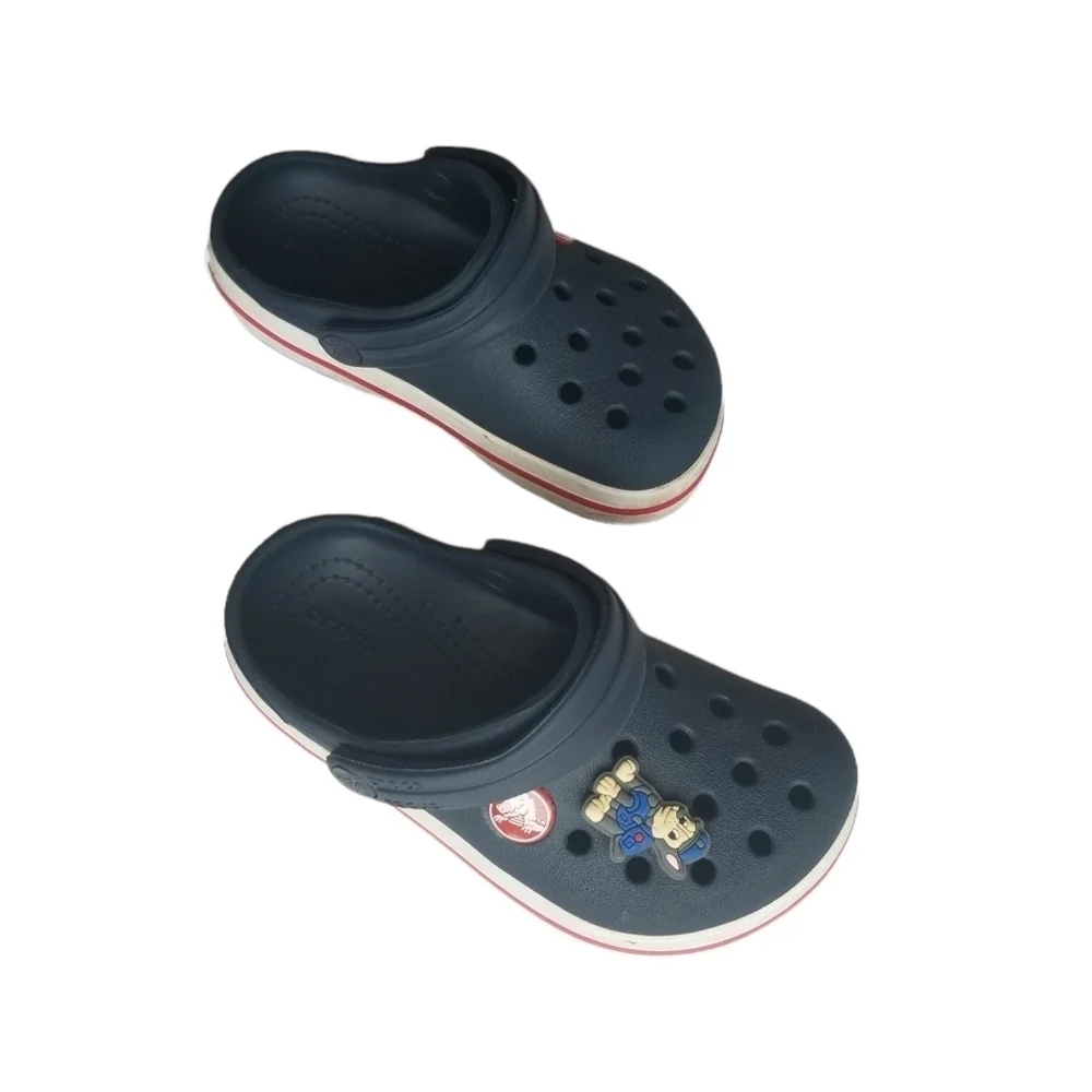 Crocs Crocband Youth Clogs in Navy Size 8.